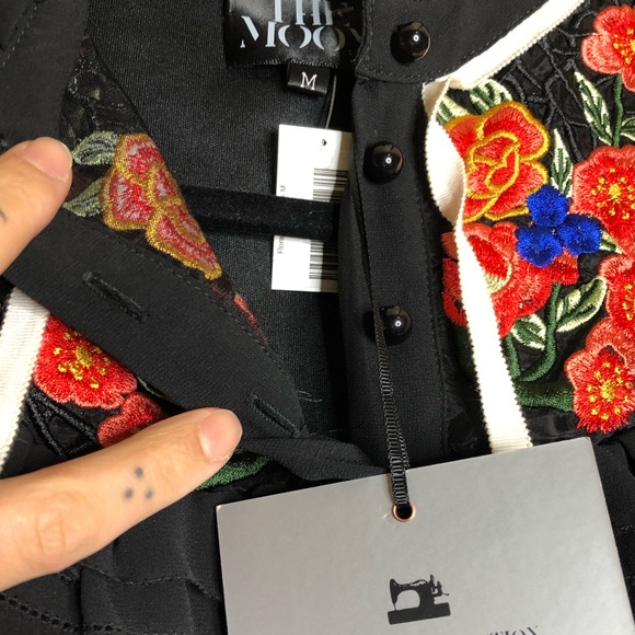 The Moon Floral Mamacita Dress - Picture 5 of 7